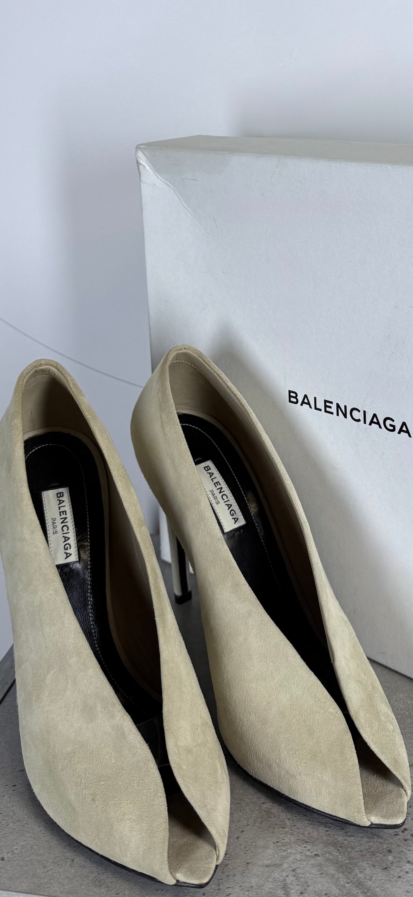 BALENCIAGA suede peep-toe shoes UK7 / EU40